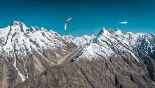 Flying Between Giants