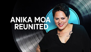 Push Push & Julia Deans